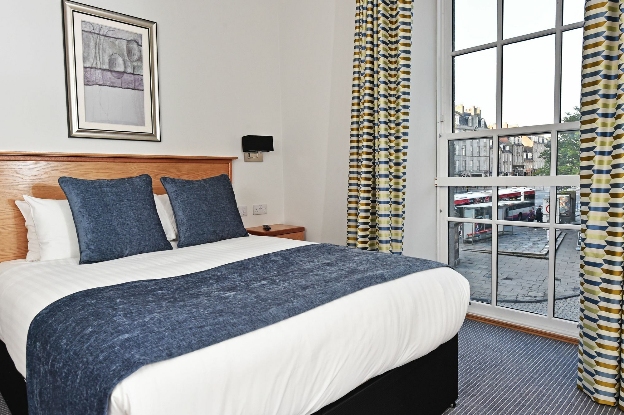 Royal Athenaeum Suites Aberdeen Exterior photo